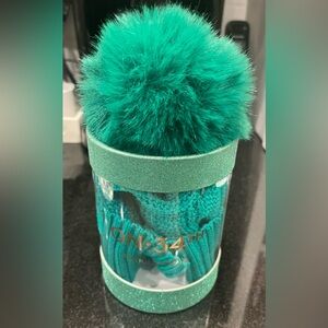 ON 34th Teal Faux Fur Pom-Pom Hat